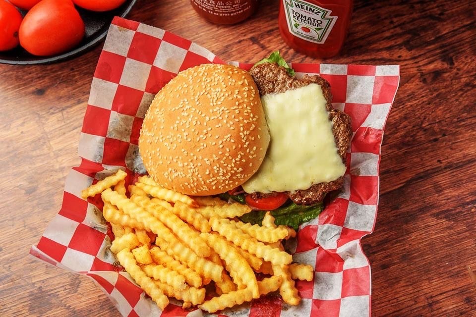 Cheeseburger & Fries at Gourmet Grill